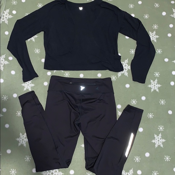 Active wear - Picture 2 of 2